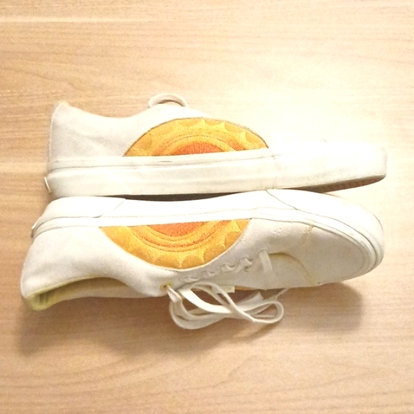 Vans Custom "Embroidered Sunshine" Leather Sneakers (Size W 11 / M 9.5) - Picture 4 of 11